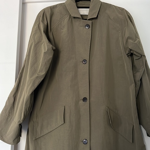 The Group Skylar Trench - Picture 2 of 6